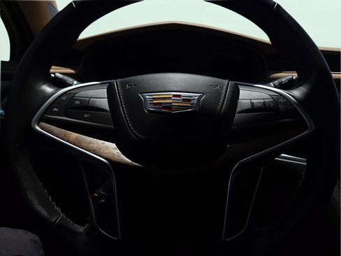 Used 2024 Cadillac XT5 Premium Luxury w/ Platinum Package AWD/4WD image 19