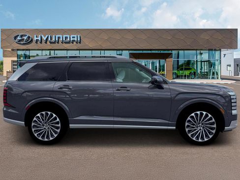 New 2026 Hyundai Palisade Calligraphy FWD image 9