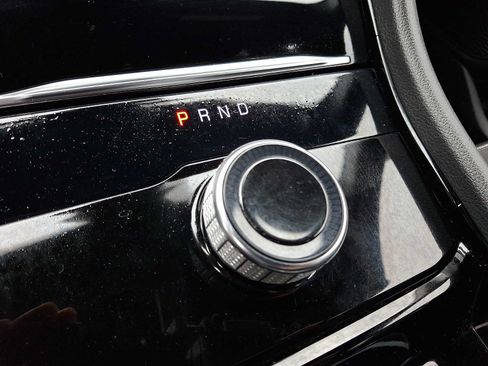 Used 2022 Jeep Grand Cherokee Altitude AWD/4WD image 14