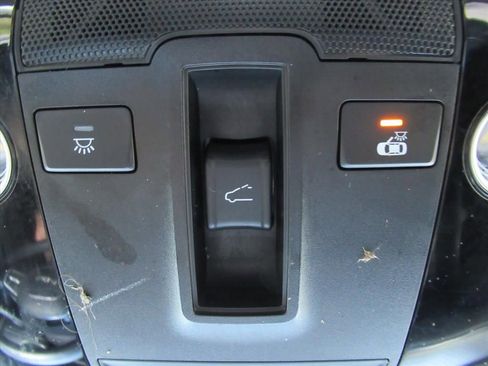 Used 2023 Kia Sorento SX FWD image 30