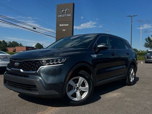 Used 2021 Kia Sorento LX FWD image 1