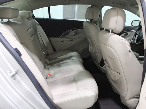 Used 2014 Buick LaCrosse Leather w/ Driver Confidence Package image 22