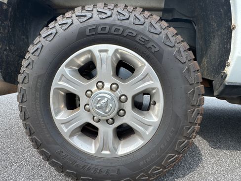 Used 2023 RAM 2500 Big Horn w/ Level 1 Equipment Group AWD/4WD image 10