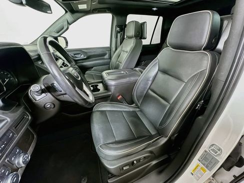 Used 2021 GMC Yukon SLT w/ SLT Premium Package AWD/4WD image 28