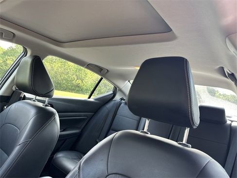 Certified 2019 Nissan Altima 2.5 Platinum image 32