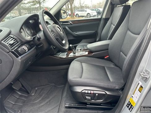 Used 2016 BMW X3 xDrive28i image 9