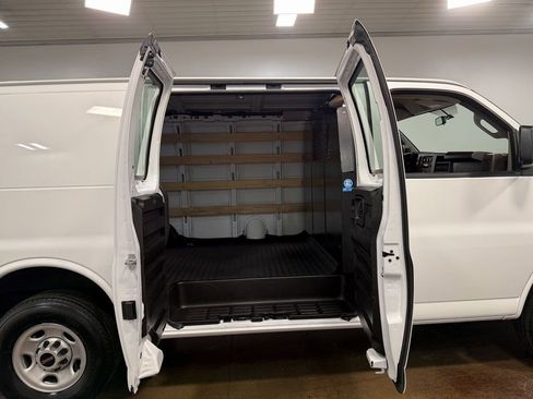 Used 2024 GMC Savana 2500 w/ Driver Convenience Package image 66