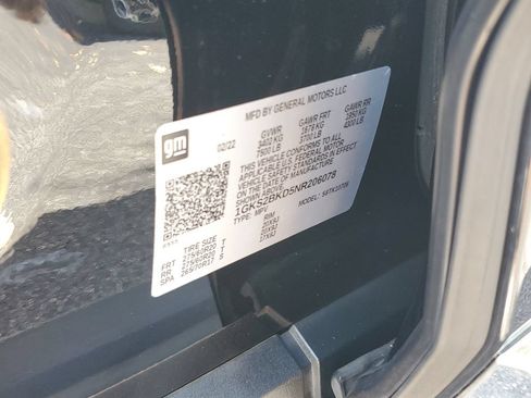Certified 2022 GMC Yukon SLT w/ SLT Premium Package AWD/4WD image 31