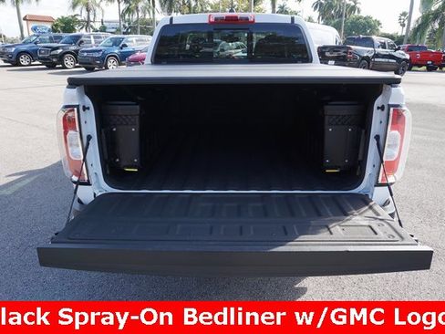 Used 2018 GMC Canyon SLE w/ SLE Convenience Package image 8
