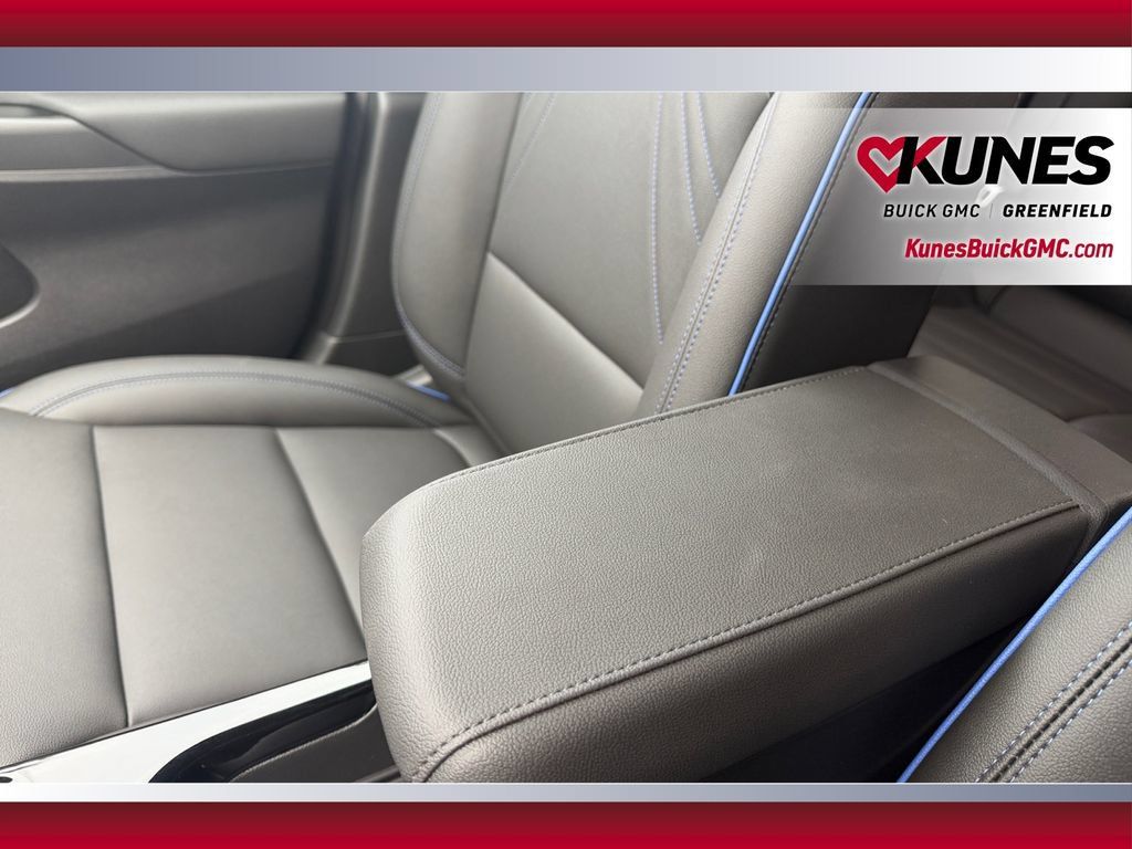 New 2026 Buick Envista Sport Touring w/ Convenience I Package FWD image 28