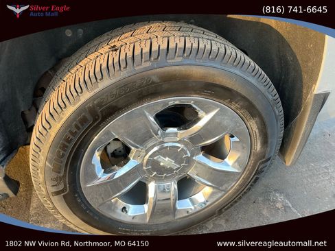 Used 2016 Chevrolet Suburban LTZ image 10