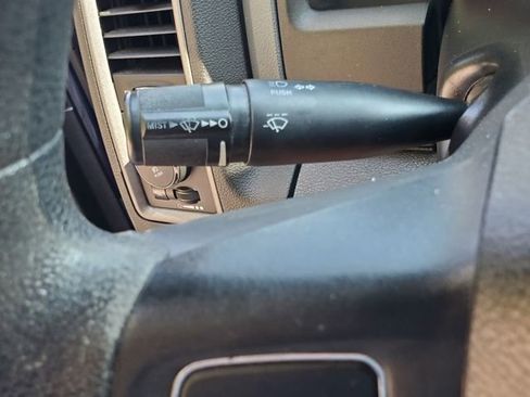 Used 2014 RAM 1500 Express AWD/4WD image 23