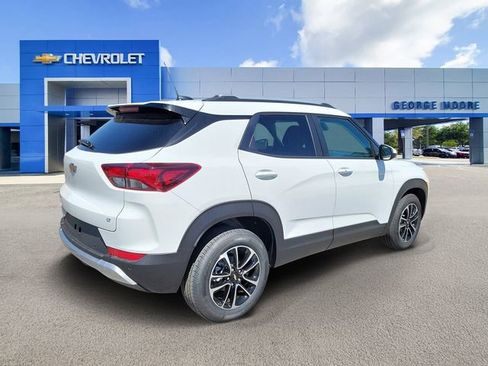 New 2026 Chevrolet TrailBlazer LT FWD image 4