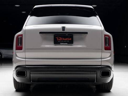 Used 2024 Rolls-Royce Cullinan Black Badge w/ Driver's Package AWD/4WD image 29