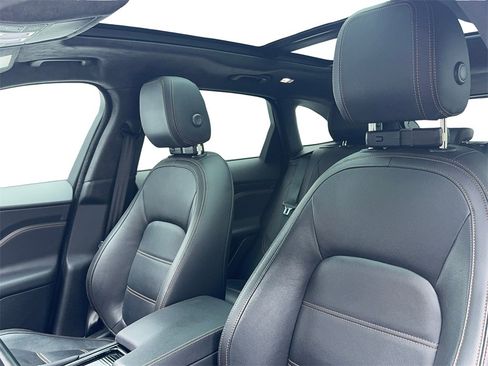 Used 2020 Jaguar F-PACE Prestige image 33