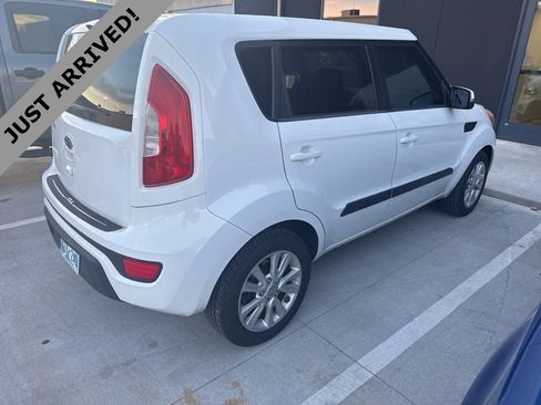 Used 2012 Kia Soul + w/ Audio Pkg image 4