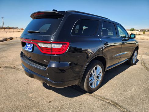 Used 2025 Dodge Durango GT AWD/4WD image 5