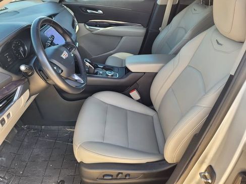 Used 2021 Cadillac XT4 Luxury FWD image 22