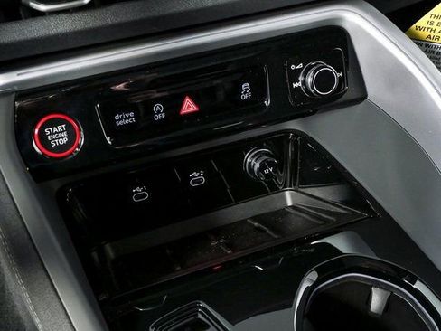 New 2025 Audi SQ5 Premium Plus image 17