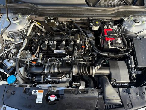 Used 2020 Honda Accord Sport image 31