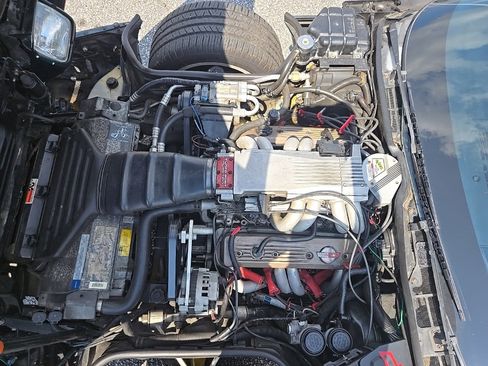 Used 1990 Chevrolet Corvette Coupe image 24