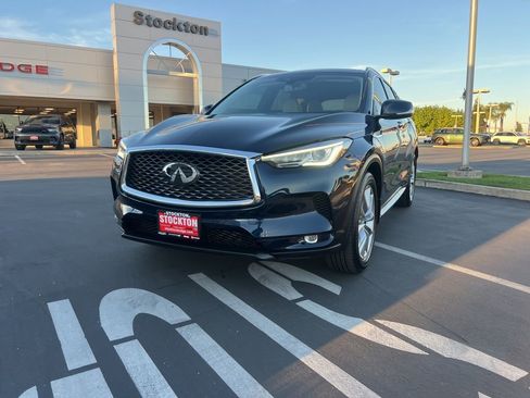 Used 2022 INFINITI QX50 Luxe image 4