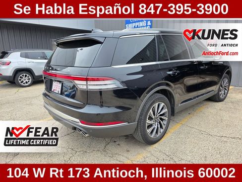 Used 2025 Lincoln Aviator AWD image 10
