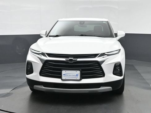 Used 2021 Chevrolet Blazer LT AWD/4WD image 2