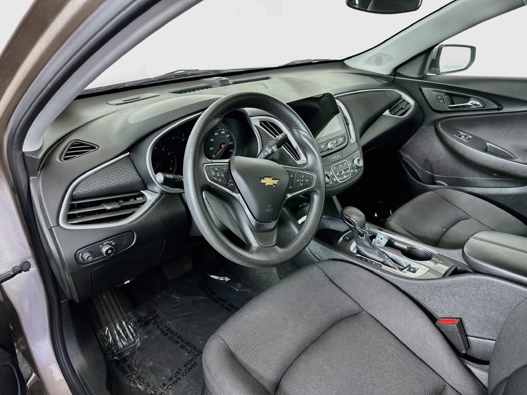 Used 2024 Chevrolet Malibu LT FWD image 14