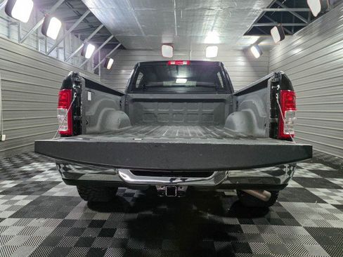 Used 2022 RAM 2500 Big Horn RWD image 10