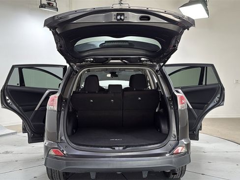 Used 2017 Toyota RAV4 LE image 16