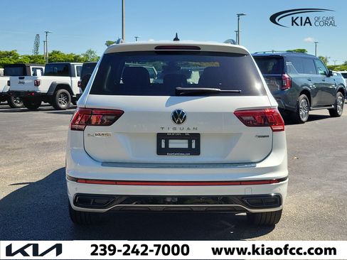 Used 2024 Volkswagen Tiguan SE R-Line AWD/4WD image 5