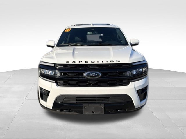 Used 2023 Ford Expedition Limited AWD/4WD image 8