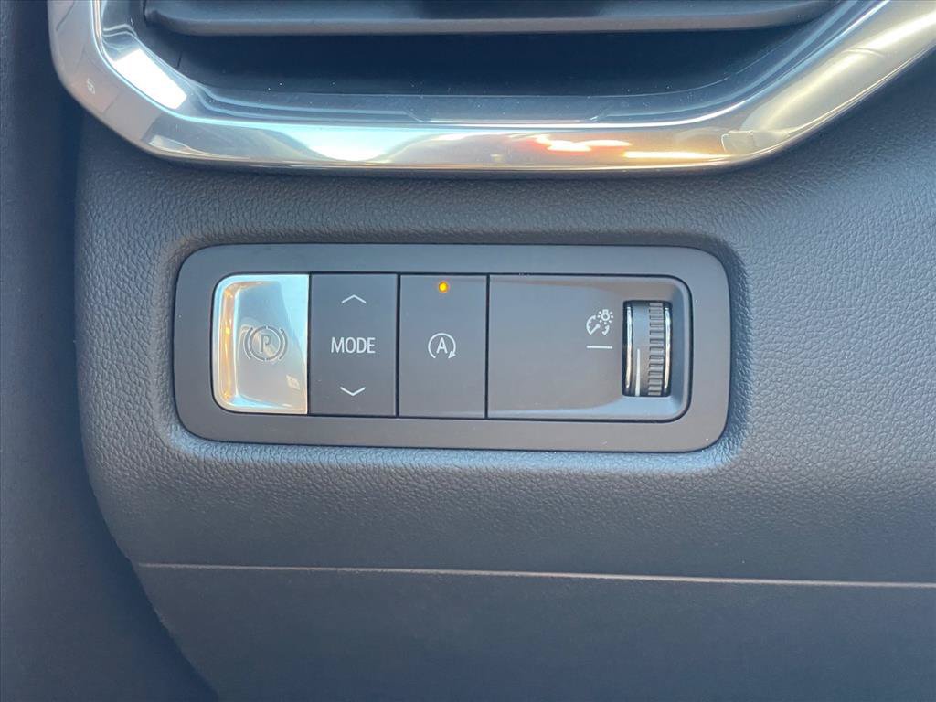 Used 2026 GMC Acadia Elevation w/ Elevation Premium Package FWD image 19