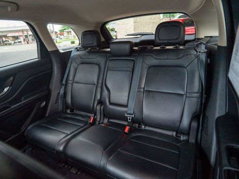Used 2023 Lincoln Corsair FWD image 28