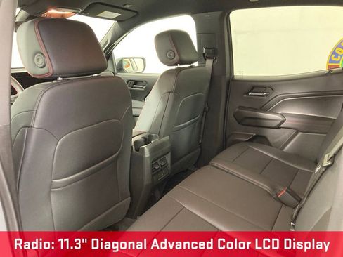 Used 2024 Chevrolet Colorado Z71 w/ Z71 Convenience Package 2 image 17