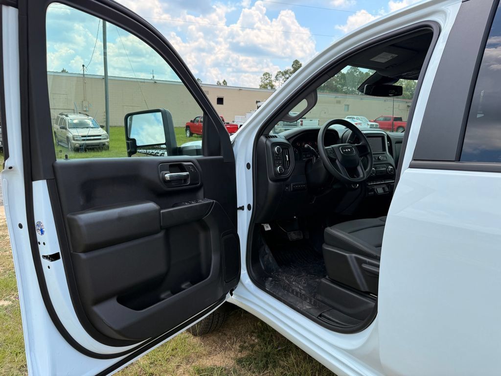 New 2026 GMC Sierra 3500 Pro w/ Convenience Package AWD/4WD image 10