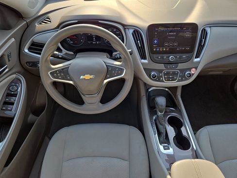 Used 2024 Chevrolet Malibu LT FWD image 14