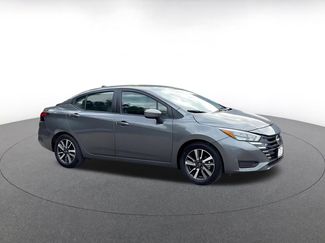 Used 2025 Nissan Versa SV FWD video 2