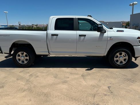 New 2026 RAM 2500 Big Horn AWD/4WD image 6