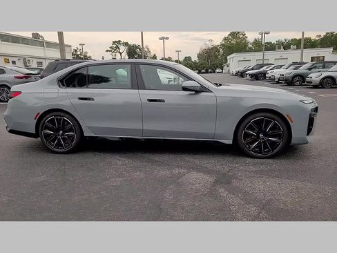 New 2025 BMW 760i xDrive AWD/4WD image 27