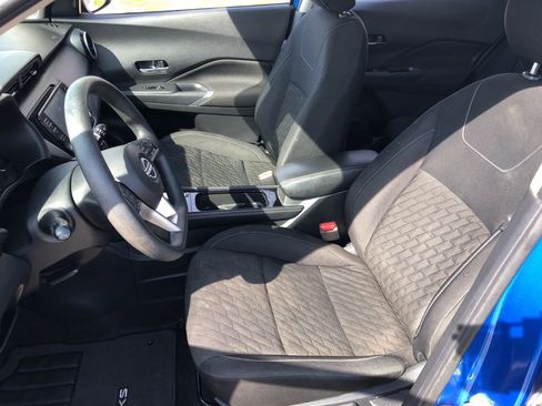 Used 2022 Nissan Kicks SV FWD image 19