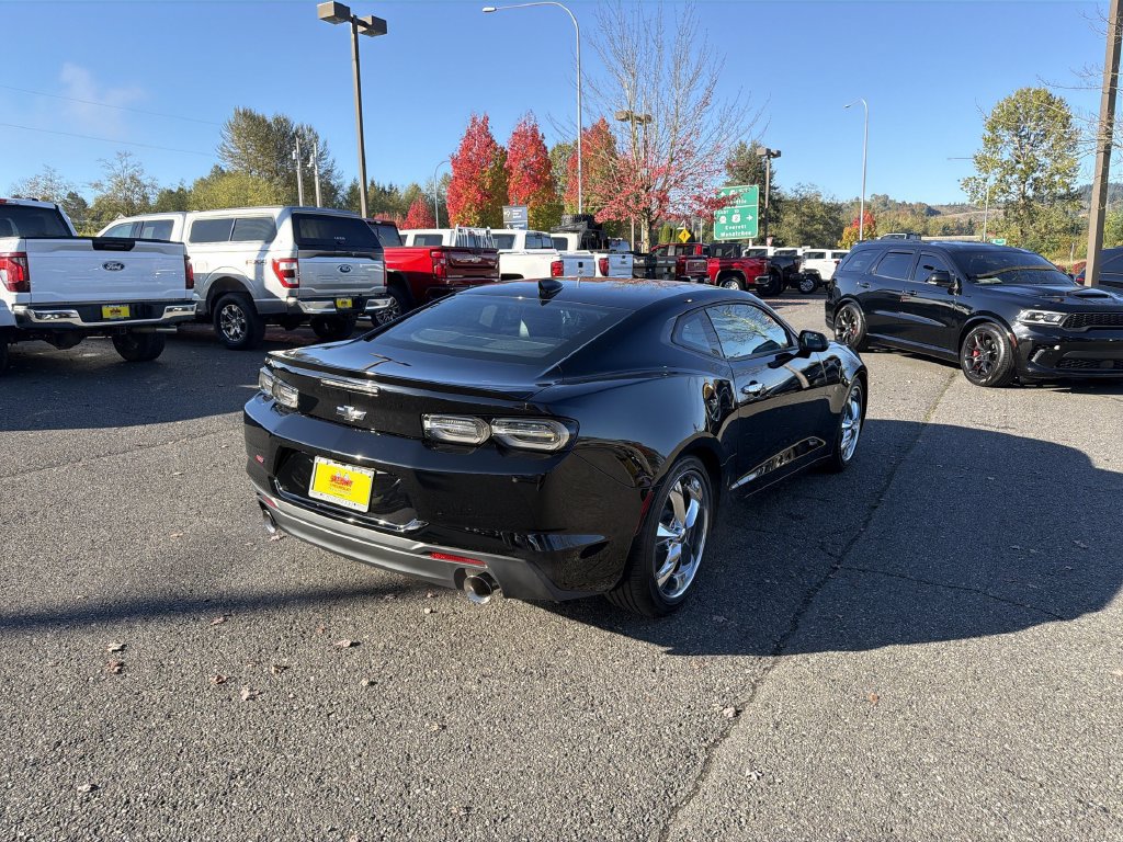 Certified 2022 Chevrolet Camaro LT w/ RS Package RWD image 9