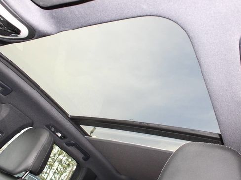 Used 2014 Porsche Cayenne image 19