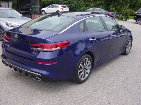 Used 2019 Kia Optima EX w/ EX Premium Package FWD image 4