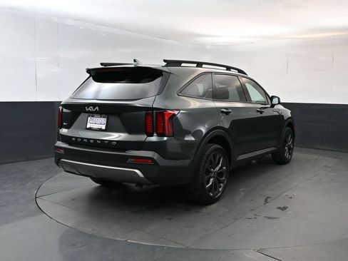 Certified 2022 Kia Sorento X-Line EX AWD/4WD image 5