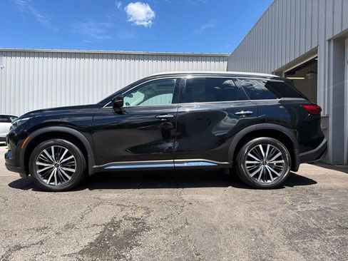 Used 2023 INFINITI QX60 Sensory w/ Vision Package AWD/4WD image 10