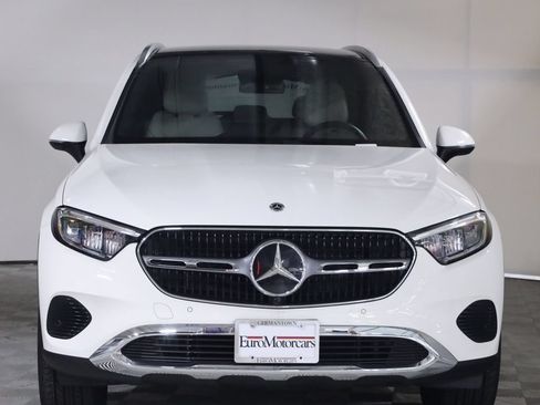Used 2026 Mercedes-Benz GLC 300 4MATIC image 2
