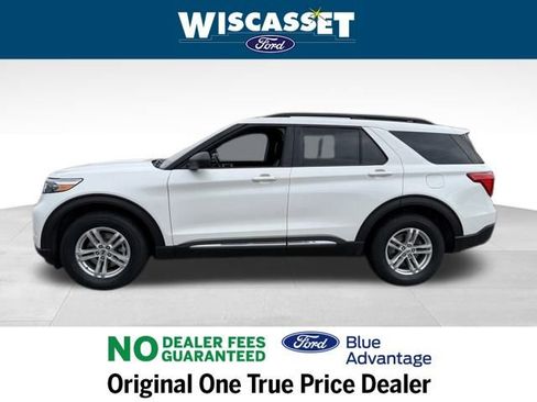 Certified 2022 Ford Explorer XLT w/ Equipment Group 202A image 2