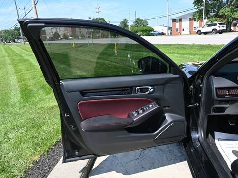 Used 2025 Honda Civic Si image 25